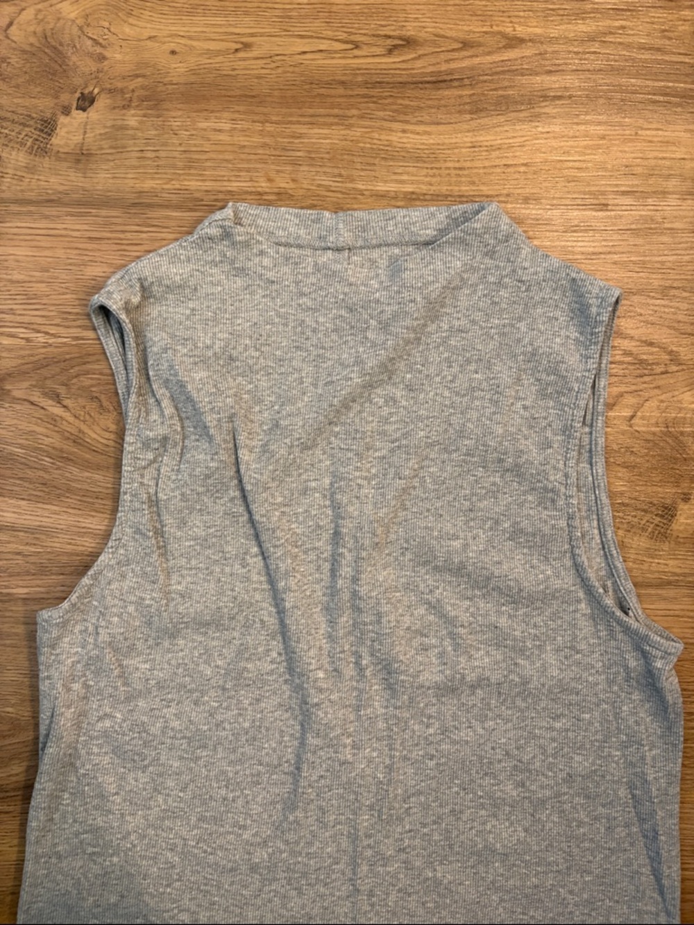 Everlane Light Gray Ribbed Crew Tank - Picture 3 of 5